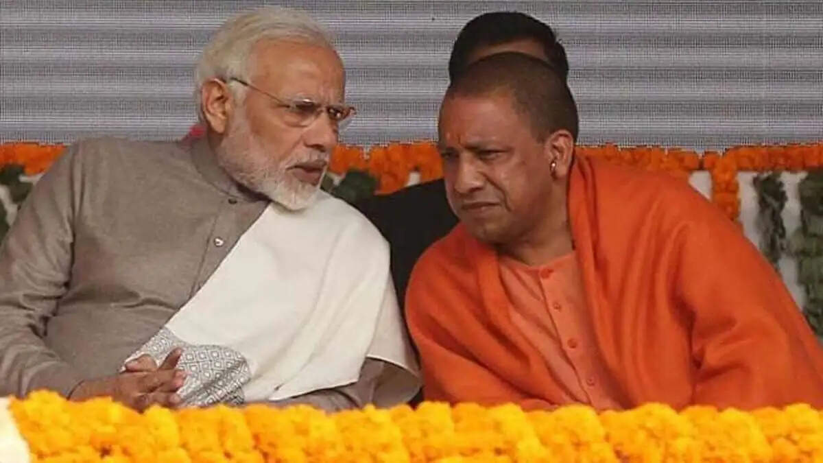 हाथरस मामले पर PM मोदी ने सीएम योगी से की बात, कड़ी कार्रवाई करने को कहा