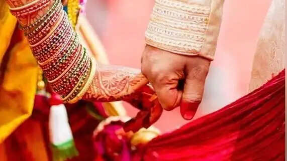 अनोखा मामला, दुल्हन 34 की दुल्हा 30 का, फिर भी शादी क्यो हुई अवैध, पढ़िए