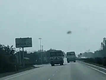 HARYANA- 2 रोडवेज बसों में आगे निकने के लिए लगी रेस, 20 सवारियां डरी बैठी रहीं