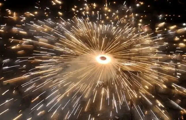 अब केवल इस राज्य में  2 घंटे जलेंगे पटाखे, लेकिन.. सुप्रीम कोर्ट ने दिए दिशा-निर्देश