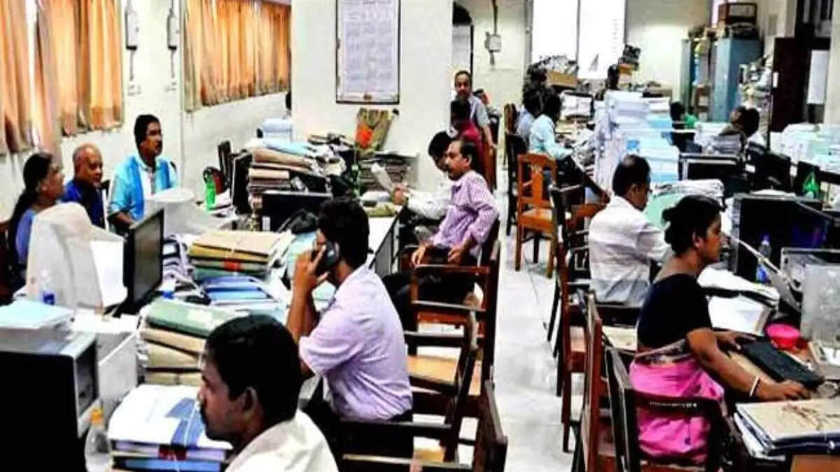 हरियाणा में पक्के होंगे कच्चे कर्मचारी, CM सैनी कैबिनेट मीटिंग में लेगे फैसला