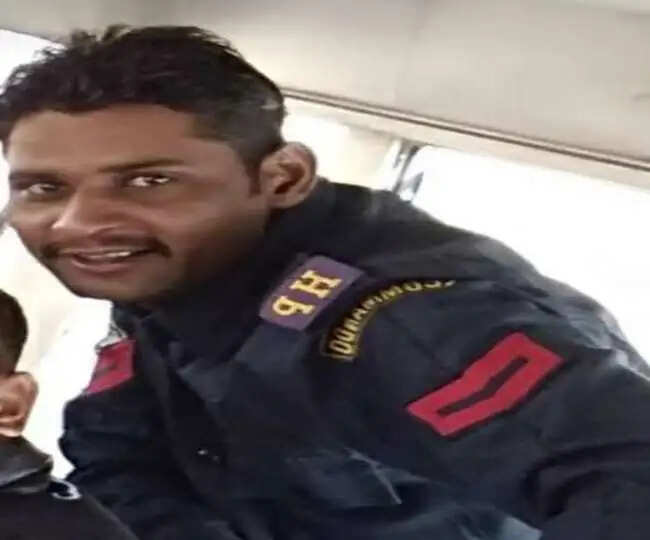 ड्यूटी पर नही आ रहा था पुलिसकर्मी, आज पंखे से लटका मिला शव