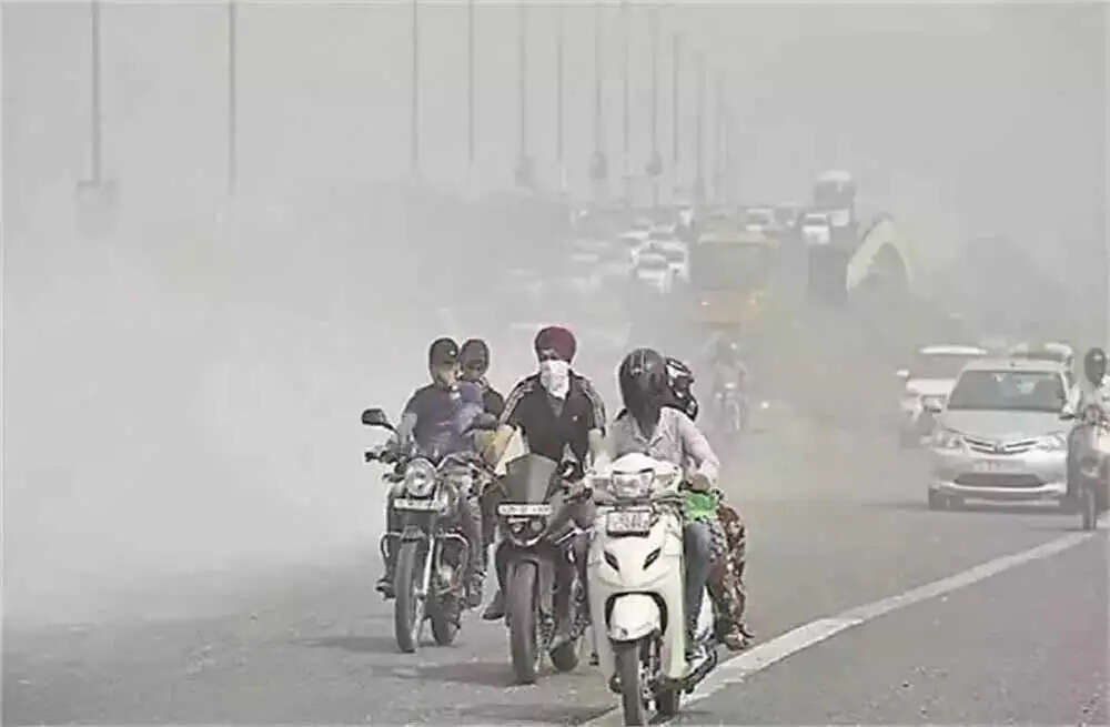 4 शहरों में AQI 400 पार, Haryana में 689 जगह जली पराली