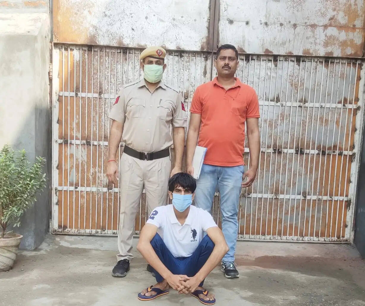 अवैध देशी पिस्तोल सहित युवक काबू, आरोपी पर पहले भी 2 मामले दर्ज