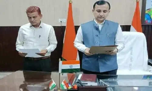 हरियाणा कर्मचारी चयन आयोग में 2 सदस्यों ने ली शपथ