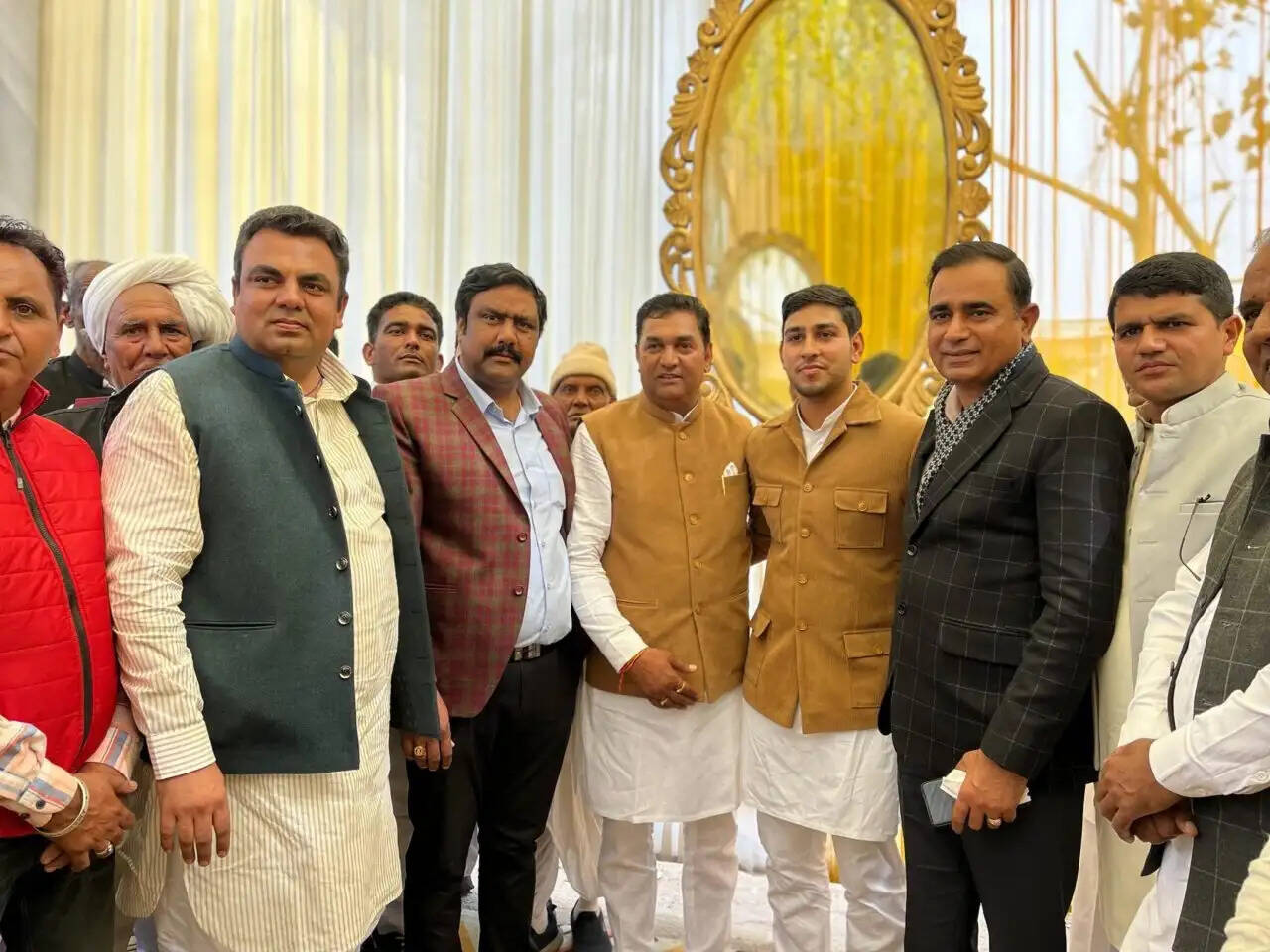 BJP नेता ने नहीं लिया दहेज,1 रुपए में किया बेटे का रिश्ता
