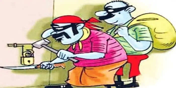 शटर तोड़कर दुकान में घुसे चोर, 21500 की नकदी पर किया हाथ साफ