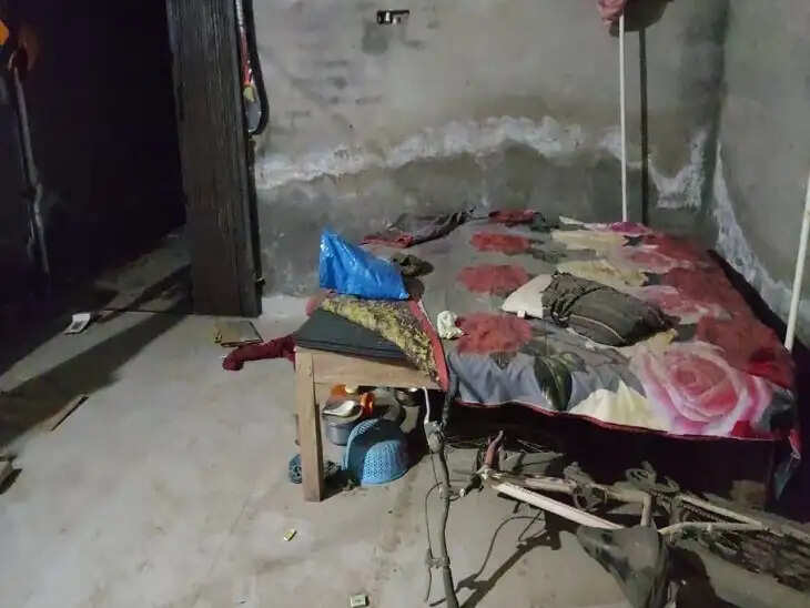 डेढ़ महीने से बंद मकान में मिला शव, क्रिस्मस तैयारियों के दौरान हुआ खुलासा