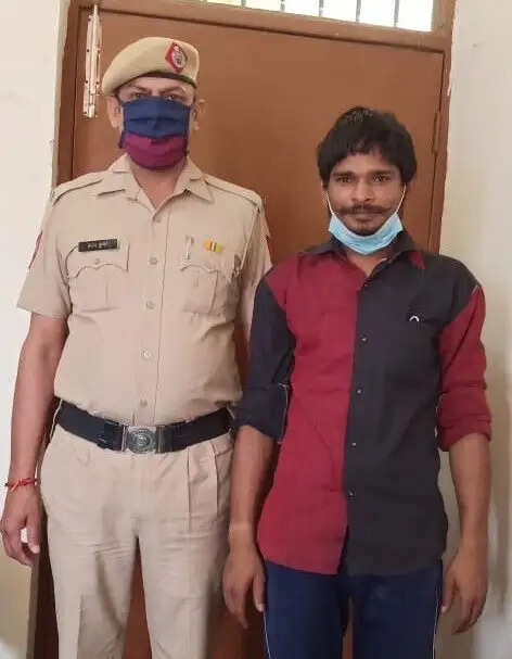 बाईक चोरी करने वाला आरोपी गिरफ्तार