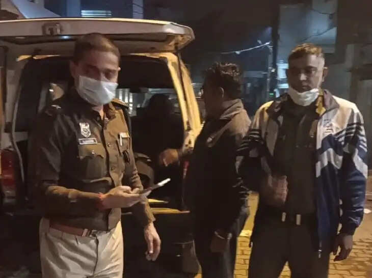 काफी दिनों से&nbsp;मकान&nbsp;था&nbsp;बंद , पड़ोसियों को मौके पर बुलानी पड़ी डायल 112&nbsp;, पानीपत का मामला