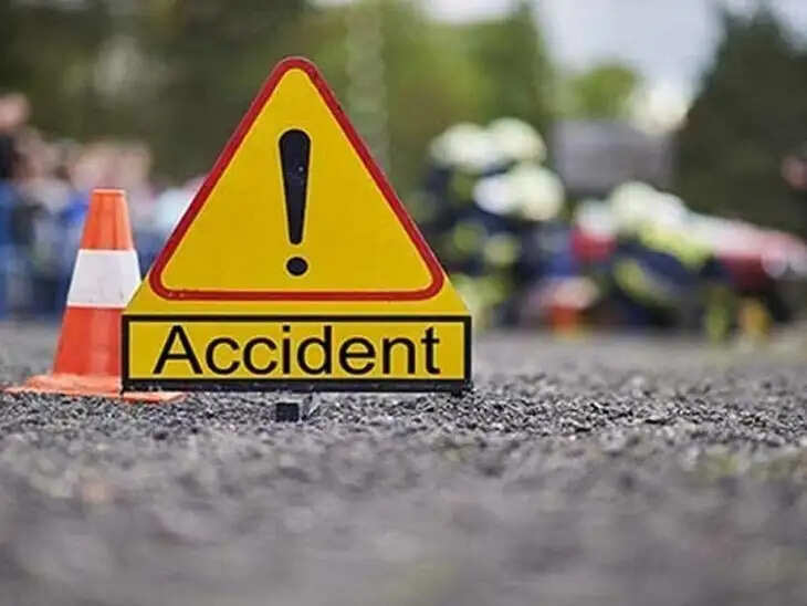 HARYANA:- पिता- बेटा बाइक पर सवार होकर जा रहे थे घर, पीछे से आई तेज रफ्तार कार