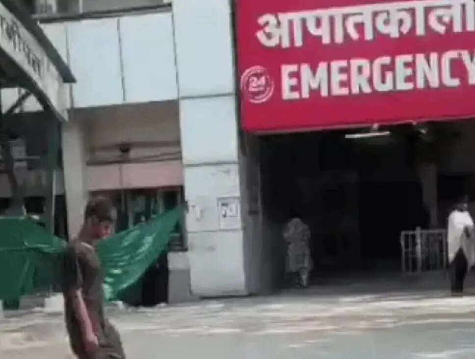 सोनीपत:- इलेक्ट्रिशियन को तीन बाइक सवार युवकों ने लाठी डंडे से पीटा,FIR दर्ज..