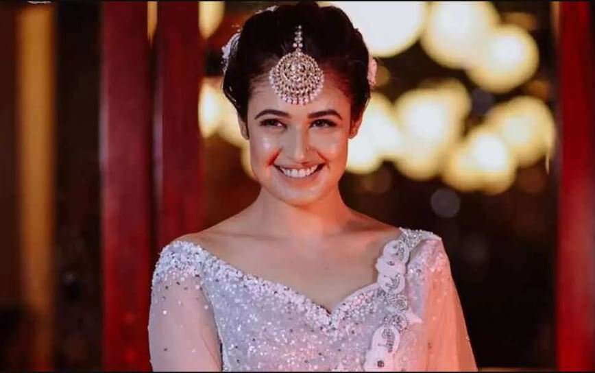 हरियाणा में बॉलीवुड हस्ती युविका चौधरी के खिलाफ केस दर्ज, जानिये क्या है मामला ?