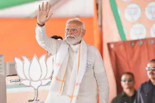 8 जून को नरेंद्र मोदी ले सकते है PM पद की शपथ