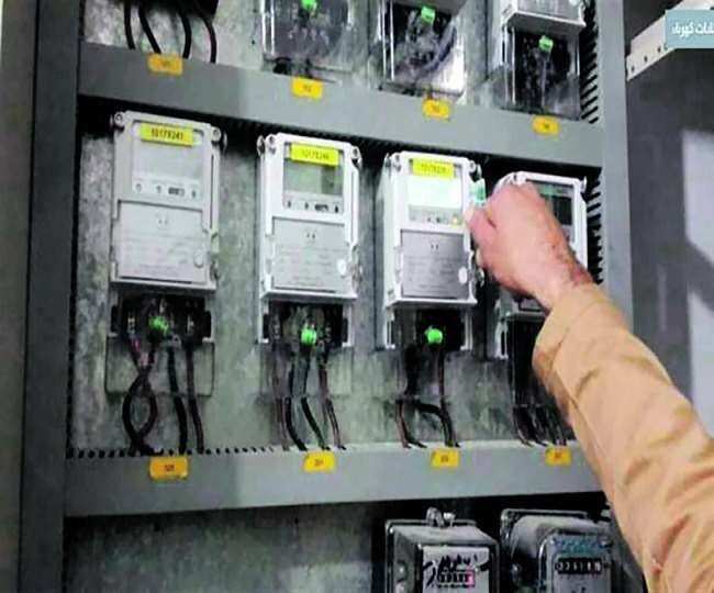 कच्चे कर्मचारियों को मिलेगा समान वेतन, ठेका सिस्टम होगा बंद, पढिए खबर.