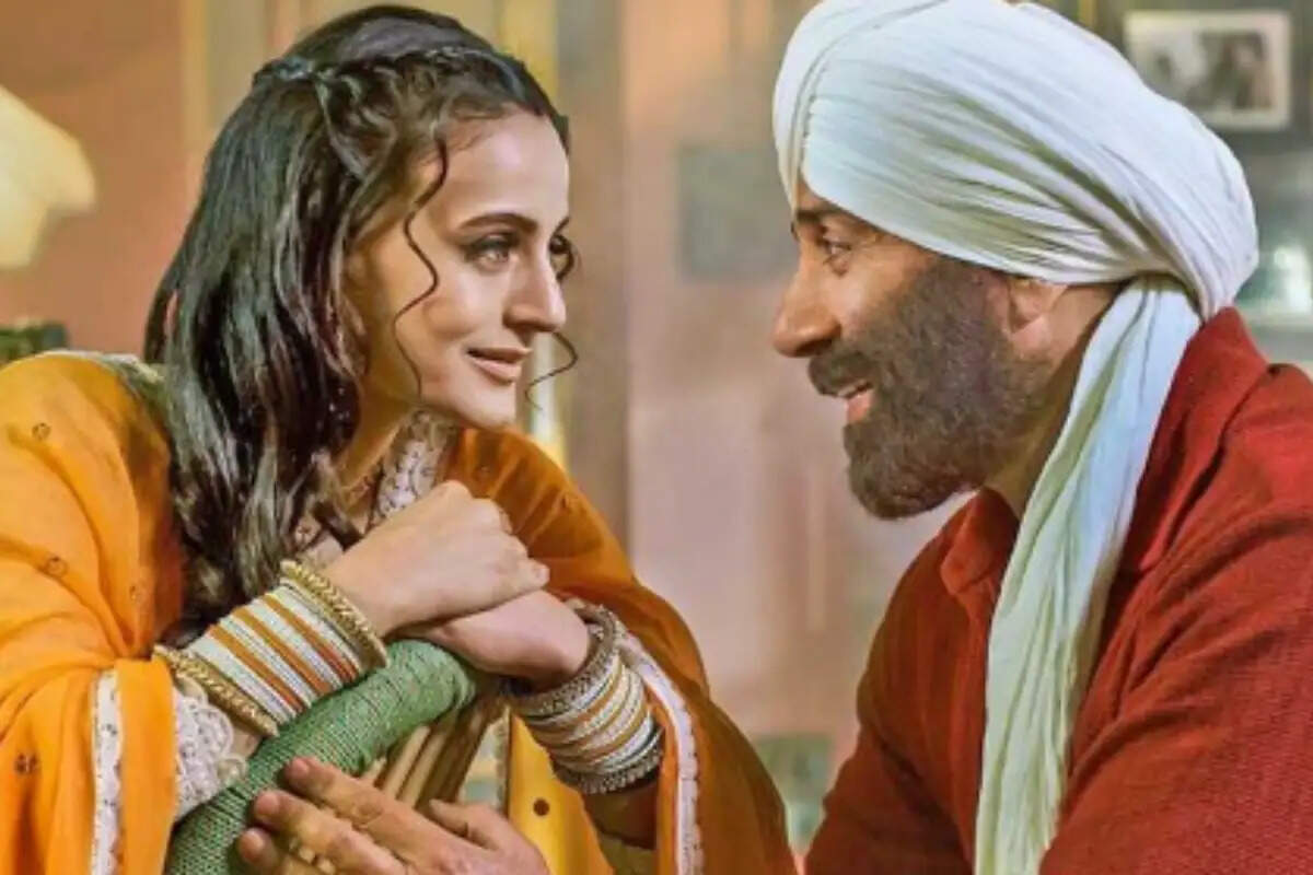 बुलेट ट्रेन से भी ज्यादा तेज है गदर 2 की गड्डी, वर्ल्डवाइड 700 करोड़ से इतनी दूर