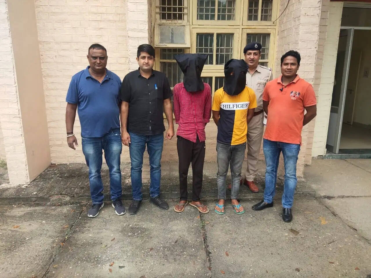 फ़ोन स्नैचिंग करने वाला आरोपी गिरफ्तार, आरोपी से चोरी किया गया मोबाइल भी बरामत