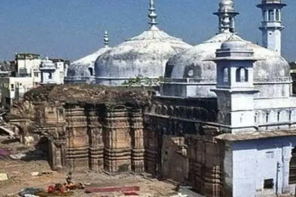 कोर्ट ने ज्ञानवापी तहखाने में पूजा करने के लिए के लिए कोर्ट ने दी इजाजत