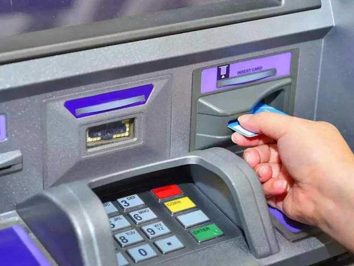 PANIPAT में युवक के साथ ठगी , ATM कार्ड बदलकर खाते से निकाले 40 हजार