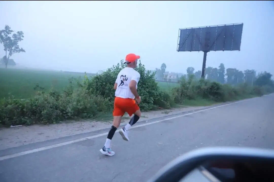 हरियाणा के 63 साल के जसमेर सिंह संधू के मुरीद हुए दिल्ली के CM केजरीवाल, किया ये ट्वीट