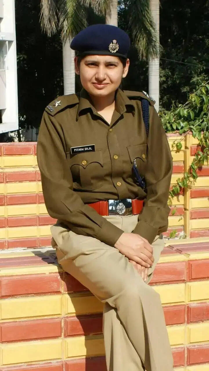 झज्जर की बेटी ने छोटी उम्र में रचा इतिहास, DSP के पद पर रहकर क्रेक किया UPSC, बनी आईपीएस अधिकारी