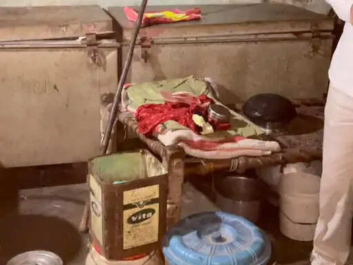 HARYANA:- खाटू श्याम घुमकर वापिस लौटा परिवार, खोला गेट, उसके बाद..