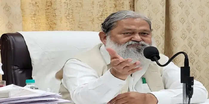 गृह मंत्री अनिल विज ने एसपी को दिए सख्त कार्रवाई करने का निर्देश, पढ़िए क्या है मामला