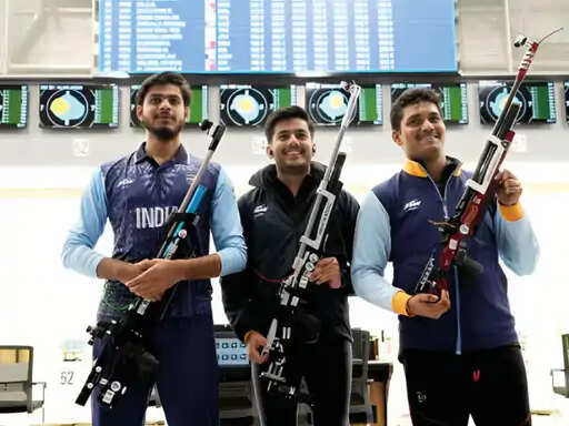 दूसरे दिन GOLD के साथ हुई भारत की शुरुआत, जानें अब तक देश को कितने MEDALS मिले