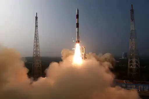 ISRO ने रचा इतिहास, XPoSat का लॉन्च रहा सफल