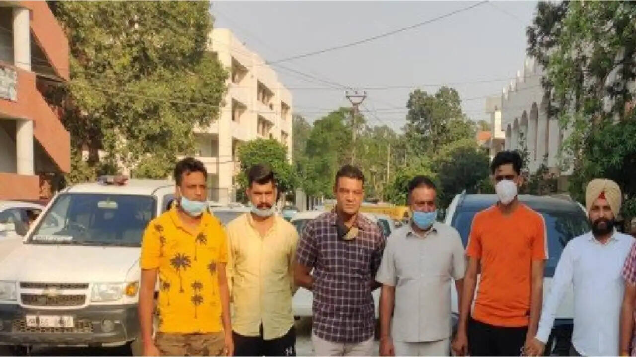 45 लाख की अफीम ले जा रहे युवक को किया काबू, तस्करी के बदले मिलना था कमीशन