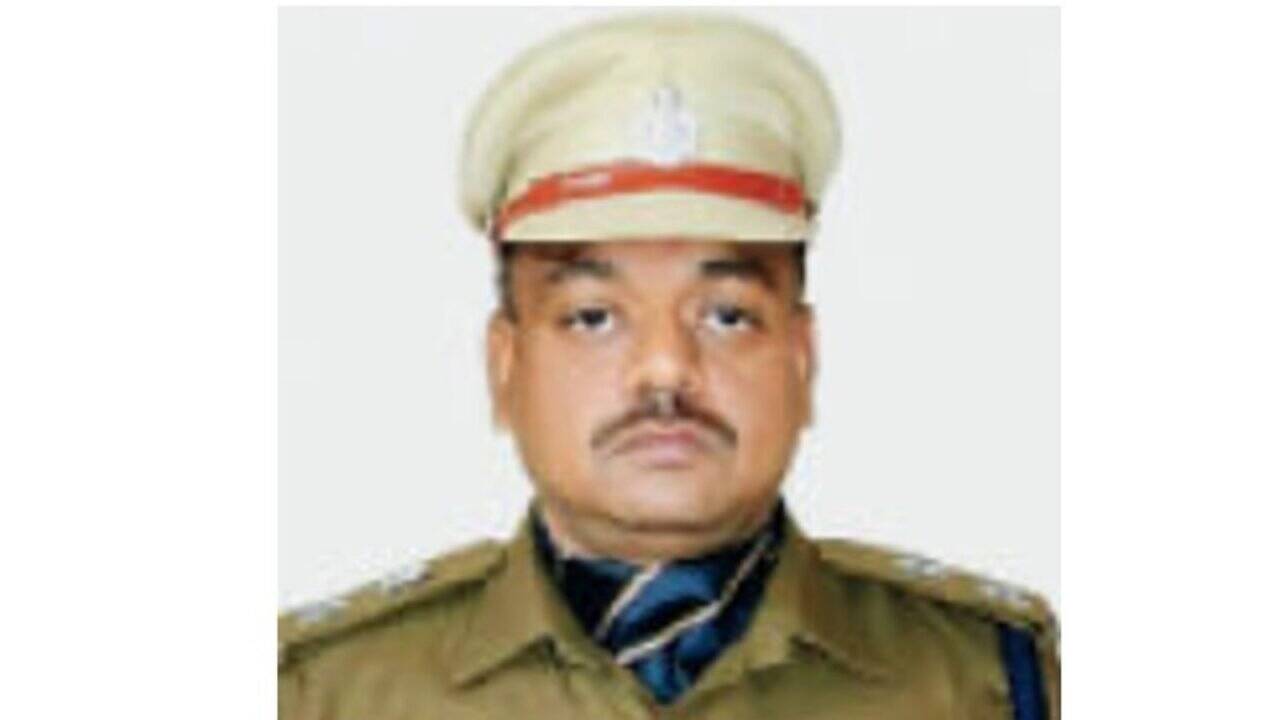 साइबर क्राइम से बचने के लिए अपनाएं पुलिस के सुझाव.