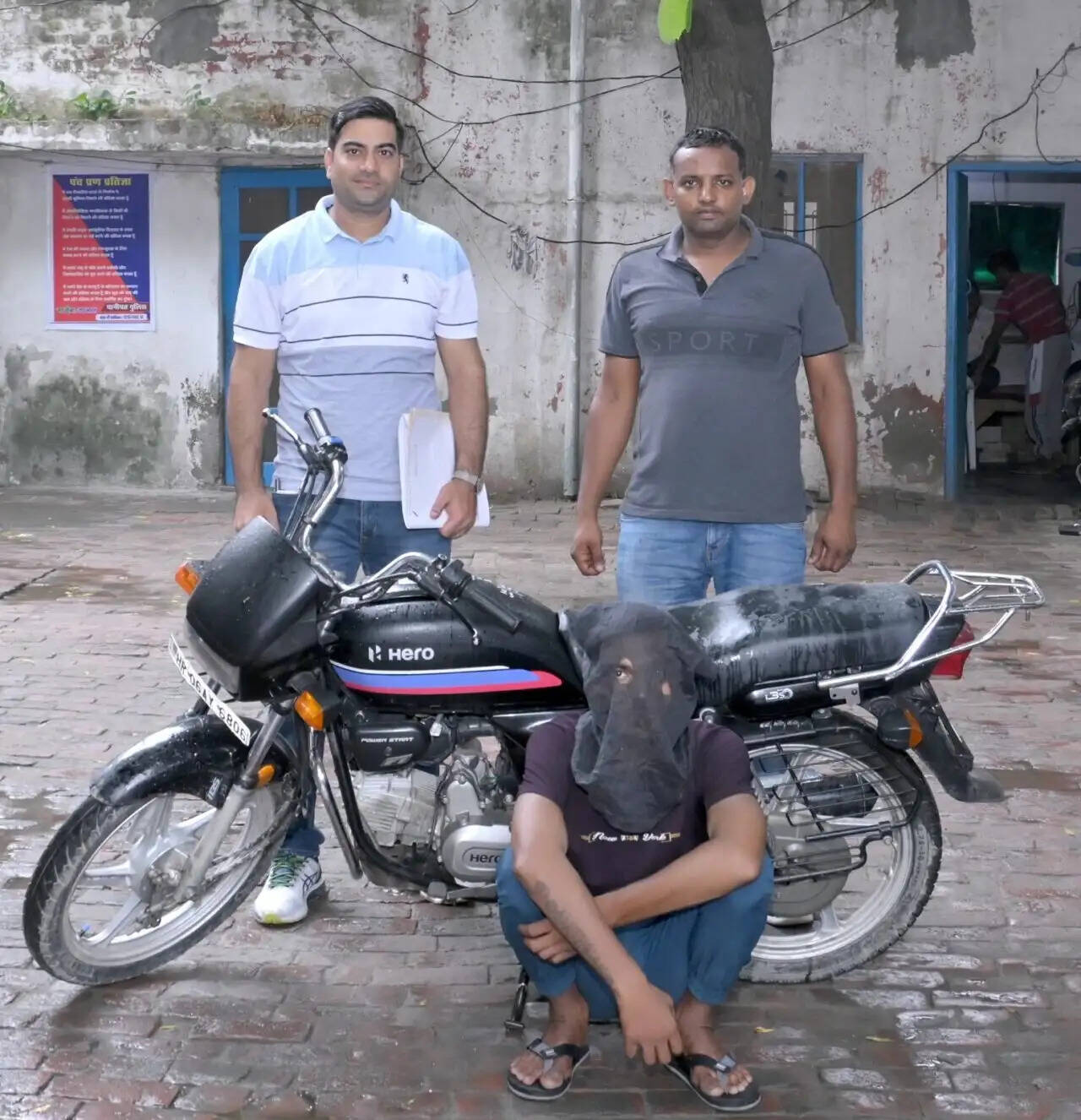 नशे की लत ने बनाया BIKE चोर, चोरी की BIKE सहित 1 आरोपी गिरफ्तार