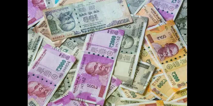 1 जनवरी 2022 में होंगे कई बड़े बदलाव, पढिए खबर
