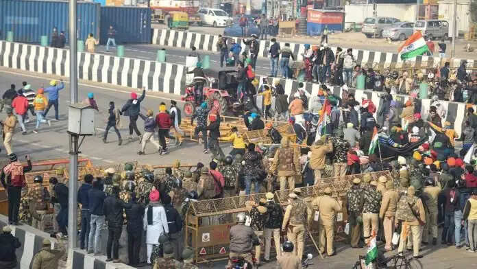 दिल्ली के इन इलाको में इंटरनेट किया गया बंद, ITO मेट्रो स्टेशन भी बंद