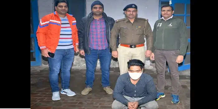 नए साल पर जश्न मनाने की चाहत ने युवक को पहुंचाया जेल, पड़ोसी के घर में की थी चोरी