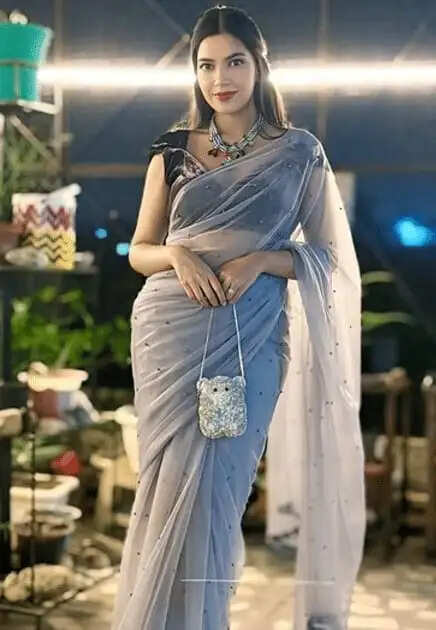 ब्यूटी विद ब्रेन है यह महिला अधिकारी, हफ्ते में सिर्फ 48 घंटे पढ़ाई कर क्रेक किया UPSC