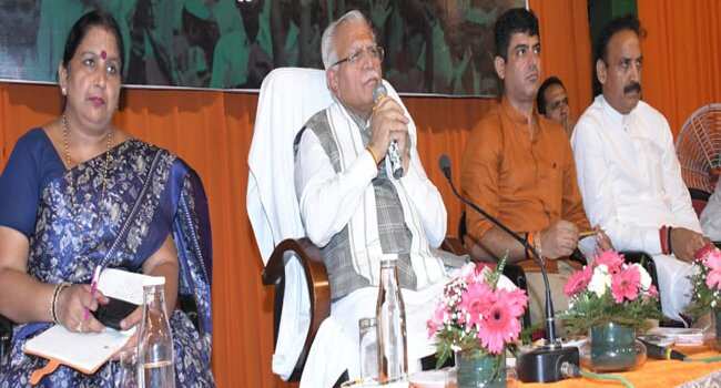 पेंशन के लिए नहीं काटने पड़ते दफ्तरों के चक्कर-CM