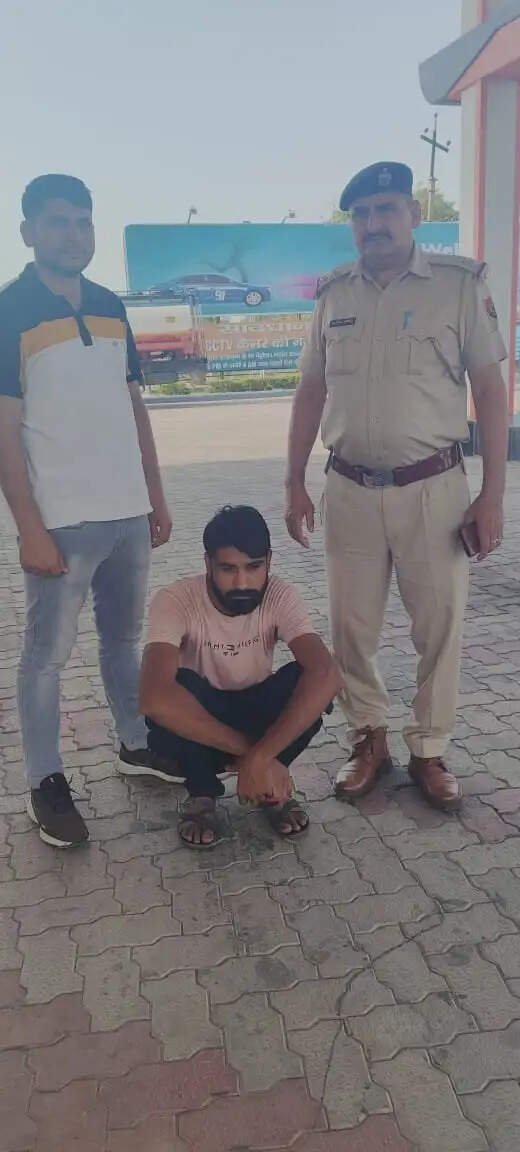PANIPAT:- कनाडा भेजने के नाम पर 34 लाख रूपए की ठगी करने के आरोपी को पानीपत पुलिस ने किया गिरफ्तार