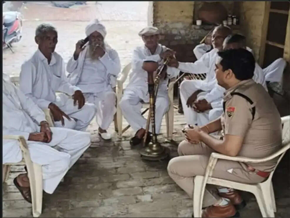 प्रदर्शन से पहले पुलिस की कार्यवाही, रोहतक के किसान नेताओं को घर में किया नजरबंद