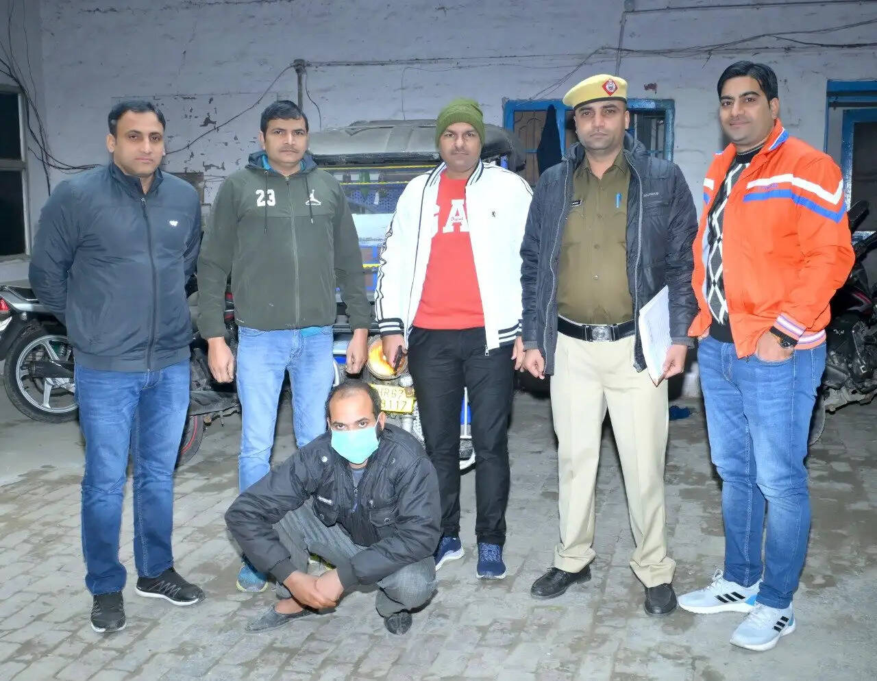 ई-रिक्शा चोरी करने वाला आरोपी काबू, चोरी की 2 ई-रिक्शा बरामद