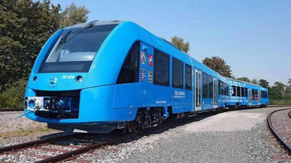 Haryana में दौड़ेगी देश की पहली हाइड्रोजन Train, जानें Train का किराया