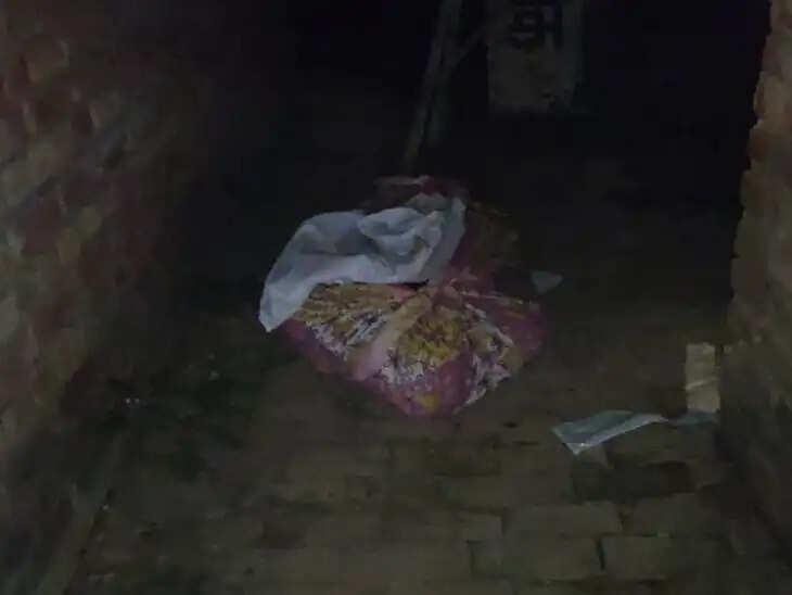 डेढ़ महीने से बंद मकान में मिला शव, क्रिस्मस तैयारियों के दौरान हुआ खुलासा