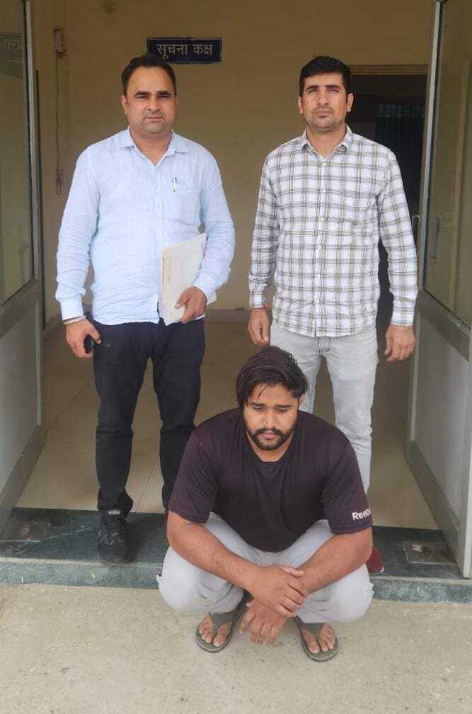 PANIPAT:- डर का माहौल पैदा करने के लिए किए थे हवाई फायर, अवैध देसी पिस्तौल सहित आरोपी गिरफ्तार 2 दिन की रिमांड पर
