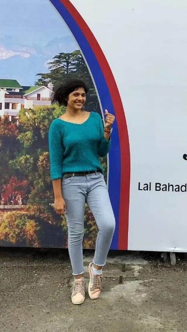 तीन बाद फ़ैल होकर नहीं मानी हार, फिर UPSC क्रेक कर गोंडा की वैष्णवी ने रच दिया इतिहास