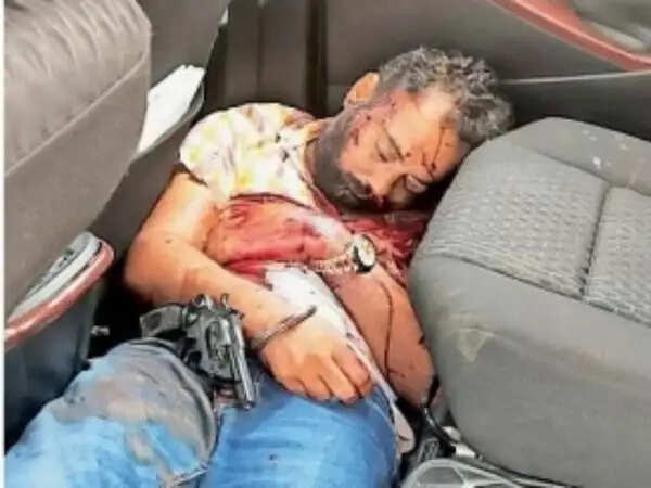 CRIME: प्रोपर्टी डीलर की उसी की लाइसेंसी रिवाल्वर से 4 गोली मारकर हत्या