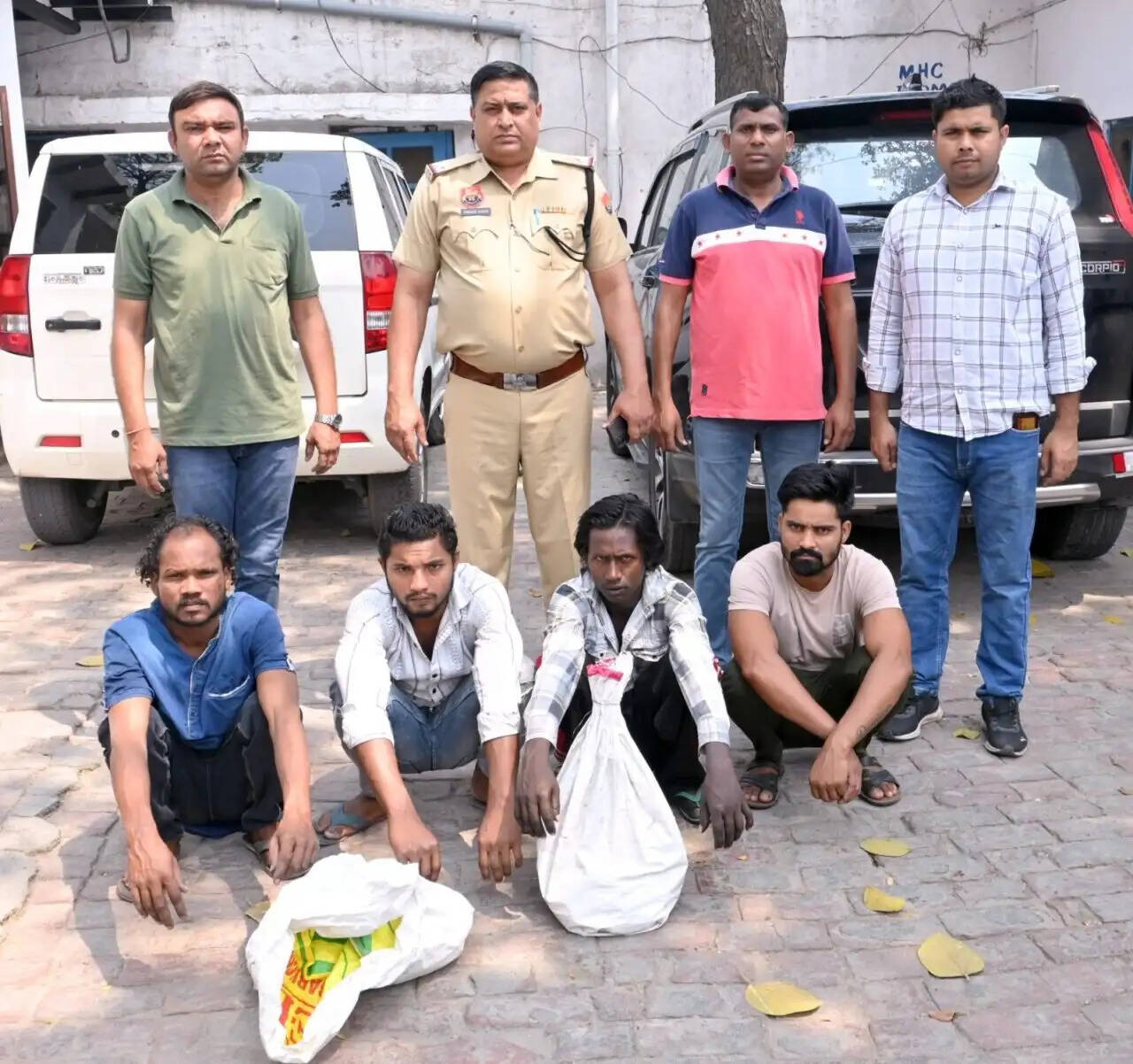 पानीपत में 4 चोर व कबाड़ी गिरफ्तार, करते थे तार व मोटर चोरी