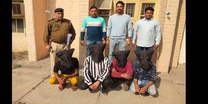 इन चोरो ने Panipat की इस जगह पर की थी चोरी, 4 आरोपियो से 15 हजार रुपए बरामद