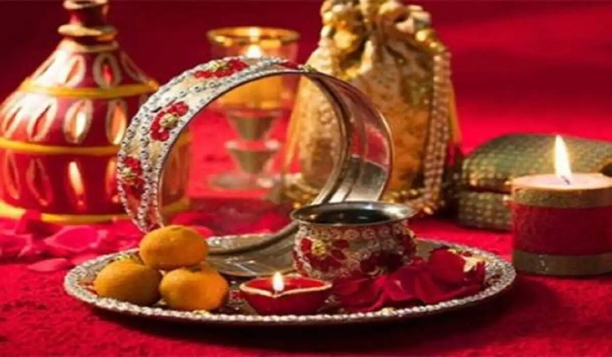 करवा चौथ पर क्यों छलनी से देखा जाता है पति का चेहरा, जानिए