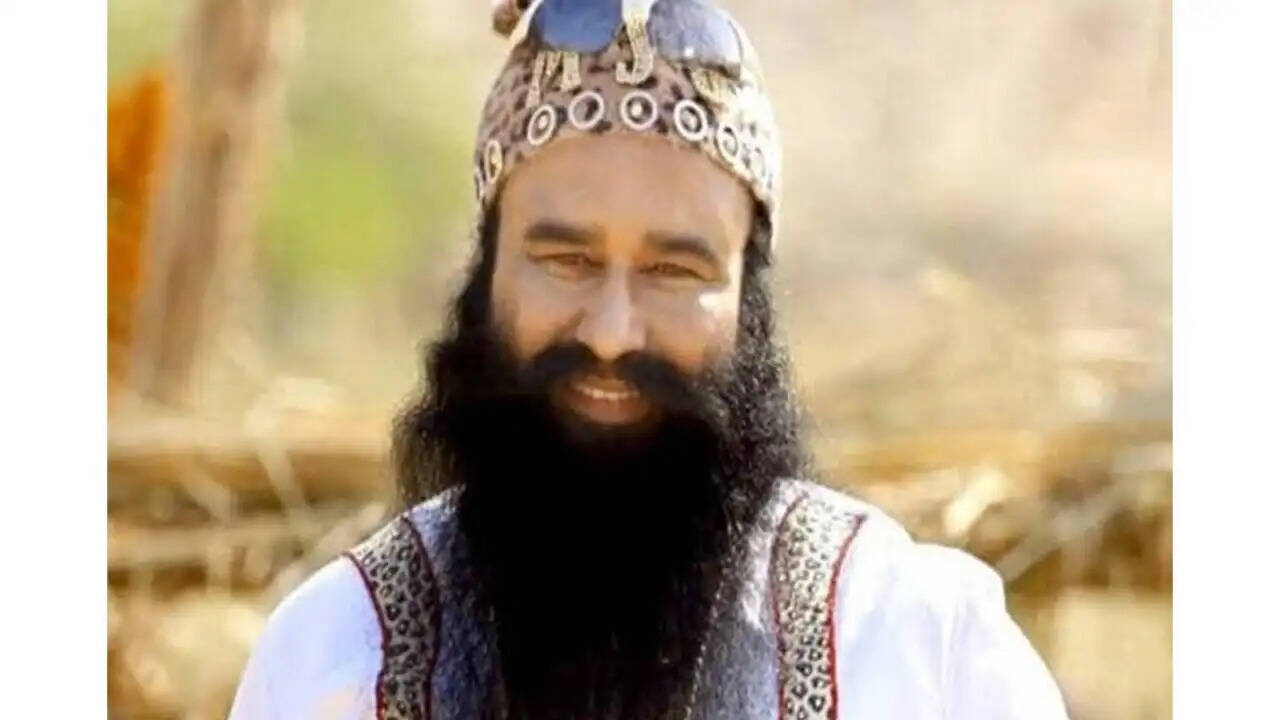 सुनारिया जेल में पंजाब पुलिस ने 7 घंटे तक की राम रहीम से पूछताछ, पूछे कई सवाल