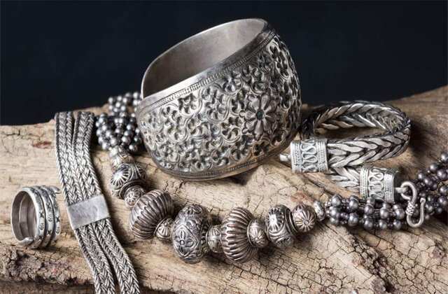 सोना -चांदी खरीदने जा रहे है तो, ये खबर जरुर पढ़े